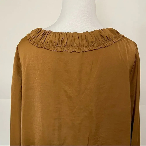 Summer Vintage Bishop Feminine Ruffle Accent Small Gold/Brown Blouse - Picture 3 of 9